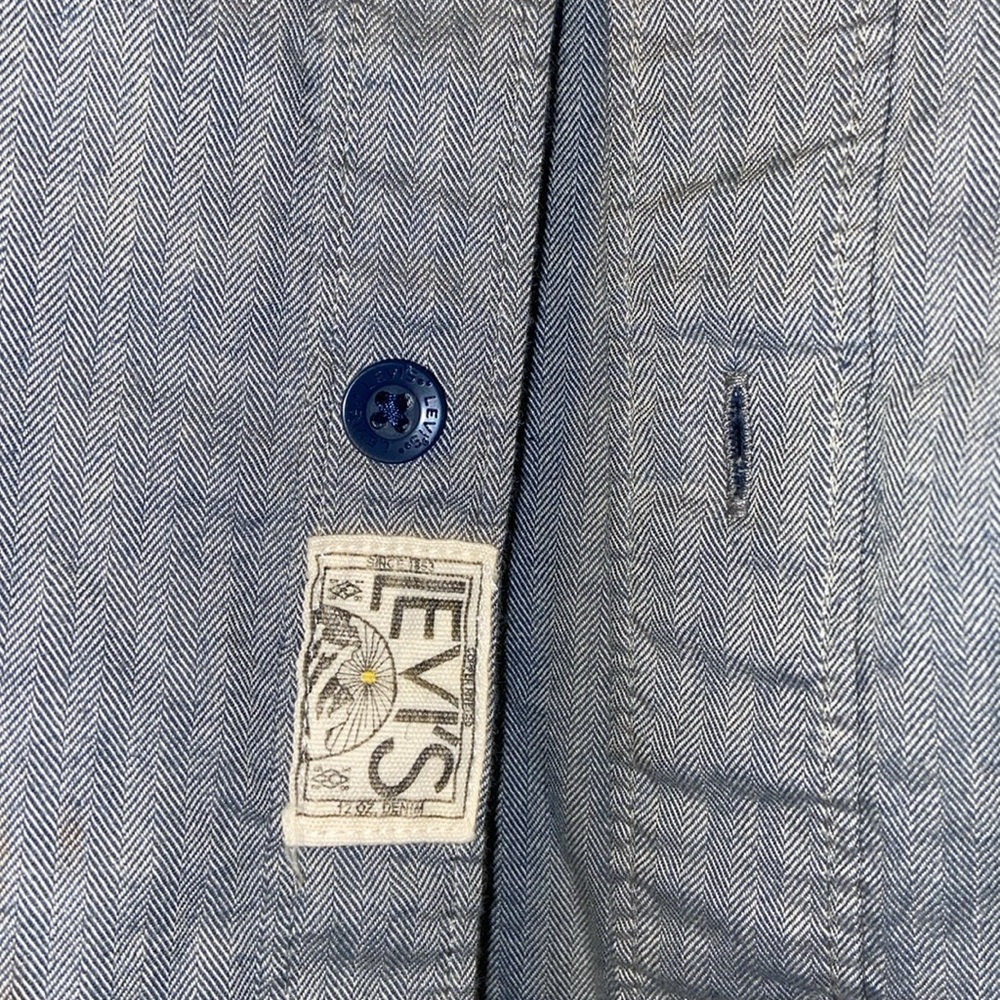 NWOT Men’s Levi’s XL collared modern button up long sleeve shirt denim blue - Picture 2 of 14